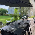 & Appartments Des Muriers - 500 M Du Вилла