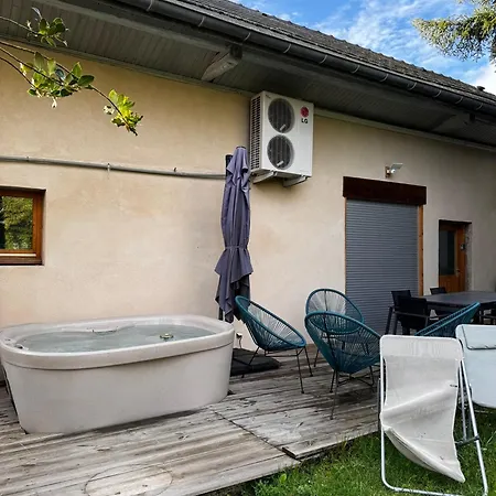 Des Muriers - 500 M Du Avec Jacuzzi * Annecy